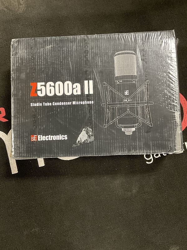 Конденсаторный микрофон sE Electronics Z5600a II Large Dipahragm Multipattern Tube Condenser Microphone 
Конденсаторный микрофон sE Electronics Z5600a II Large Dipahragm Multipattern Tube Condenser Microphone
