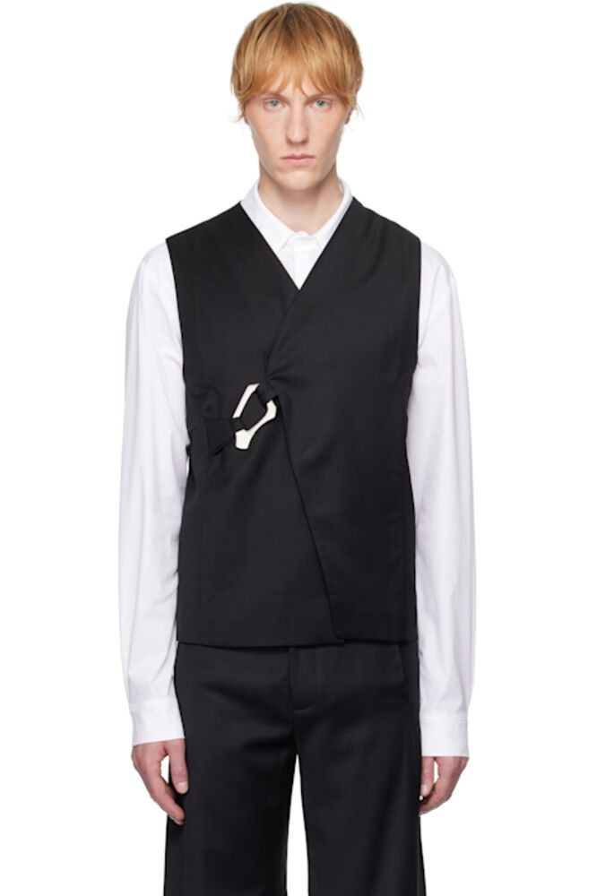 Черный жилет Ferro Tailored HELIOT EMIL 
Черный жилет Ferro Tailored HELIOT EMIL