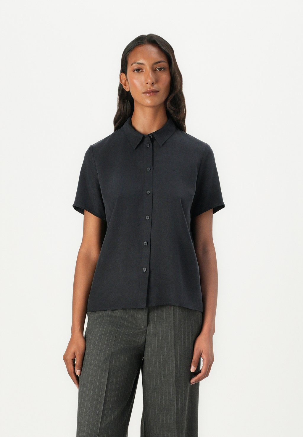 Блузка на пуговицах Marc O'Polo DENIM, темно-синий
Блузка на пуговицах Marc O'Polo DENIM, темно-синий