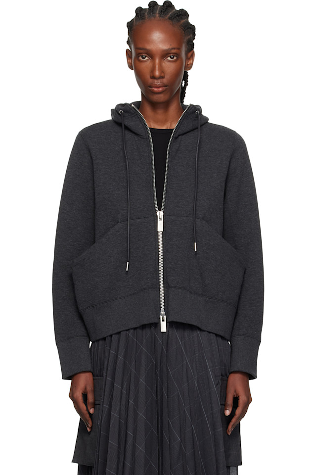 Sacai Серая толстовка с капюшоном из губчатой ткани
Sacai Серая толстовка с капюшоном из губчатой ткани