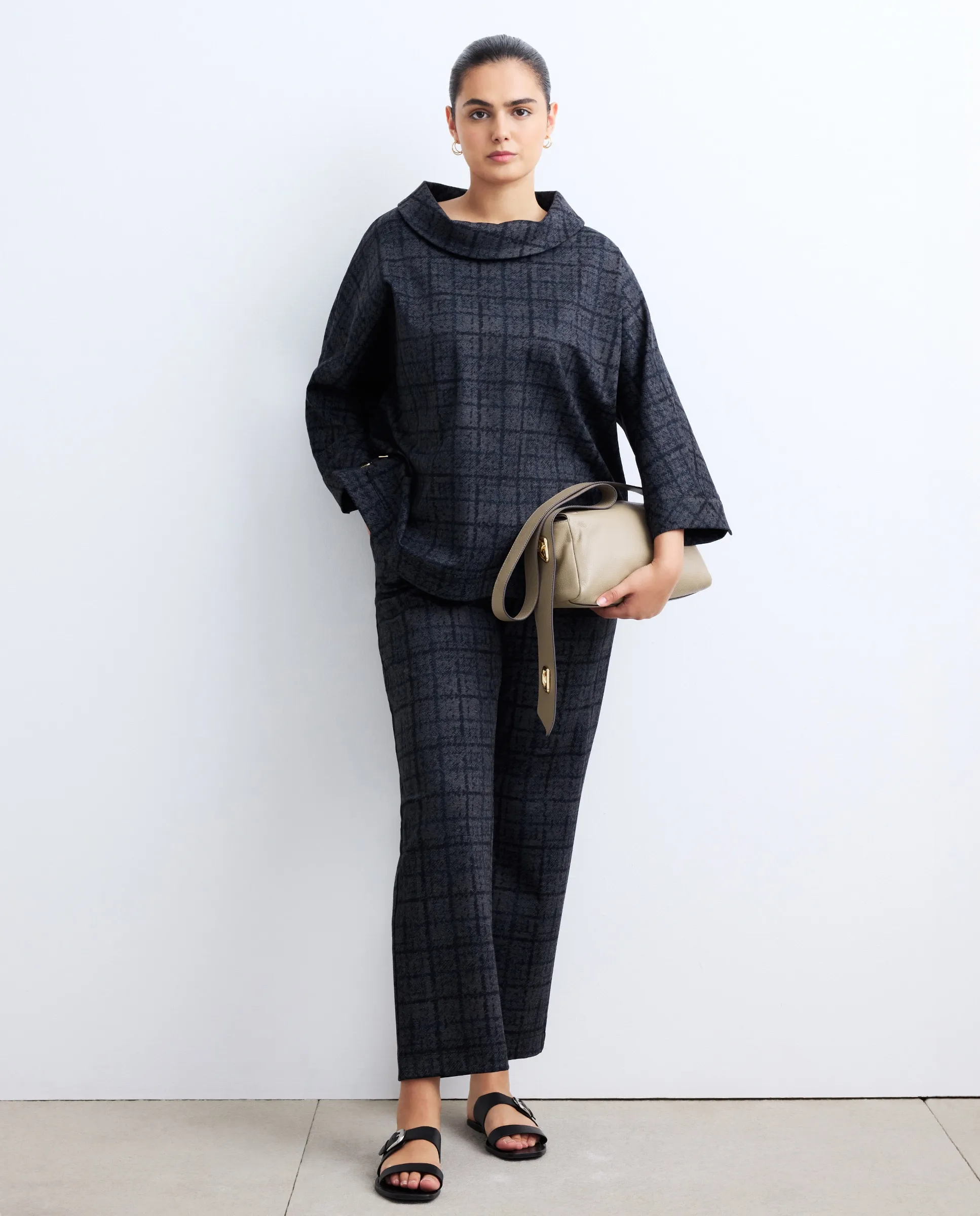 Женские леггинсы с принтом Couchel, черный
Женские леггинсы с принтом Couchel, черный