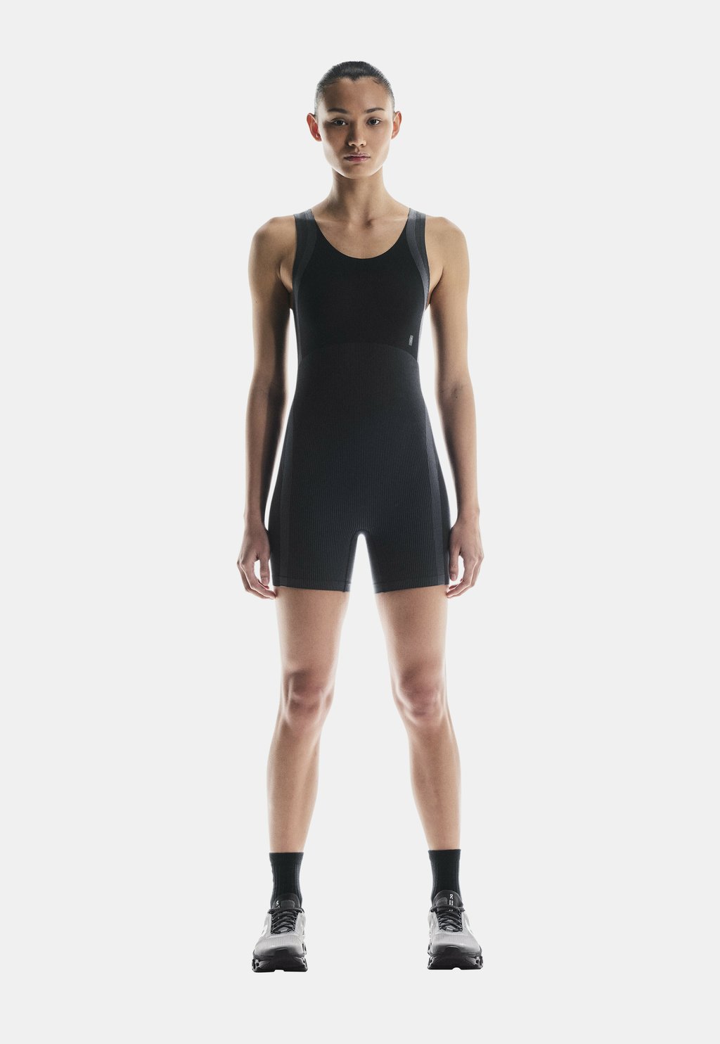 Спортивный костюм STUDIO On, черный
Спортивный костюм STUDIO On, черный