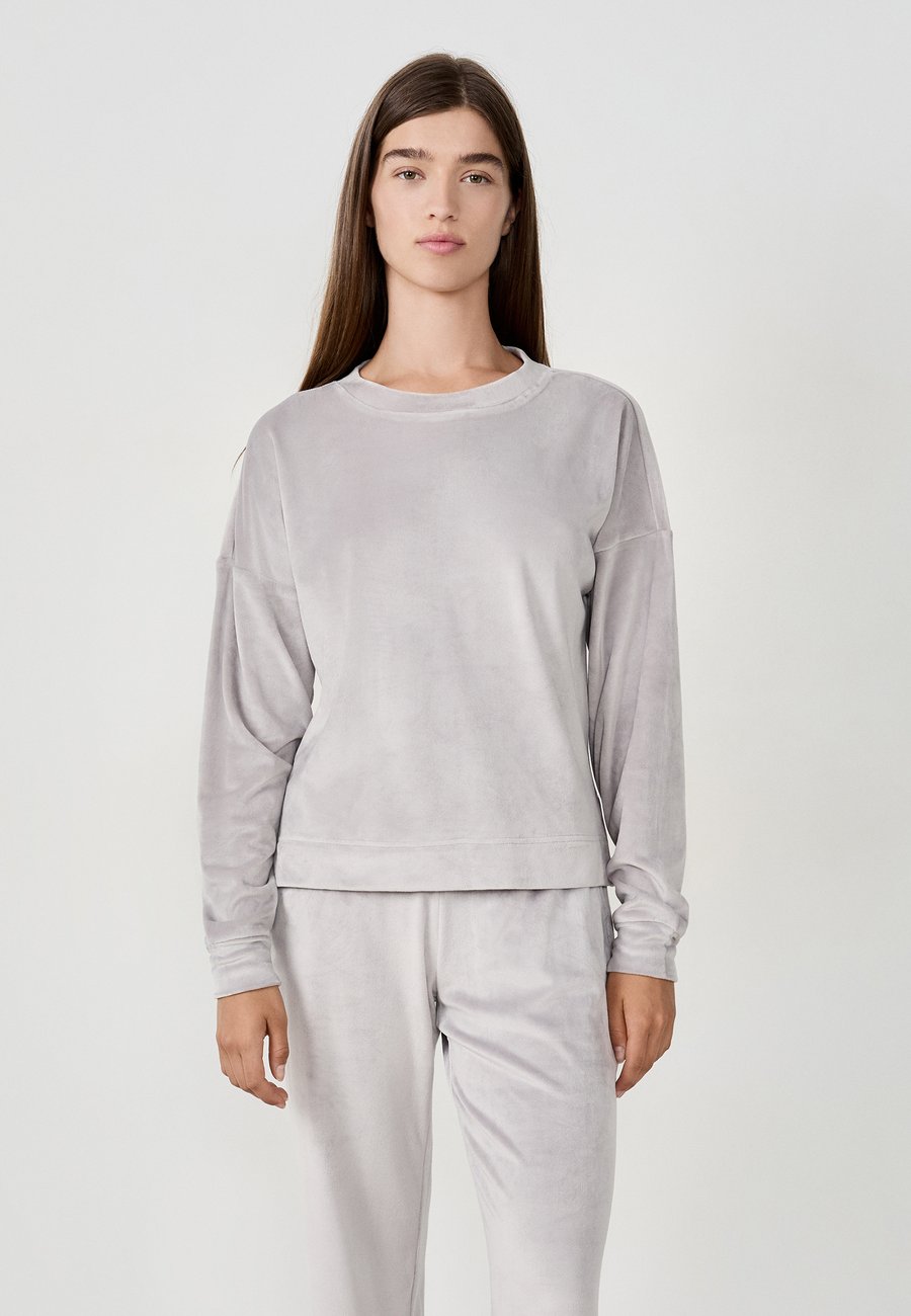 Пижамный топ Etam GALIKA, Light Grey
Пижамный топ Etam GALIKA, Light Grey