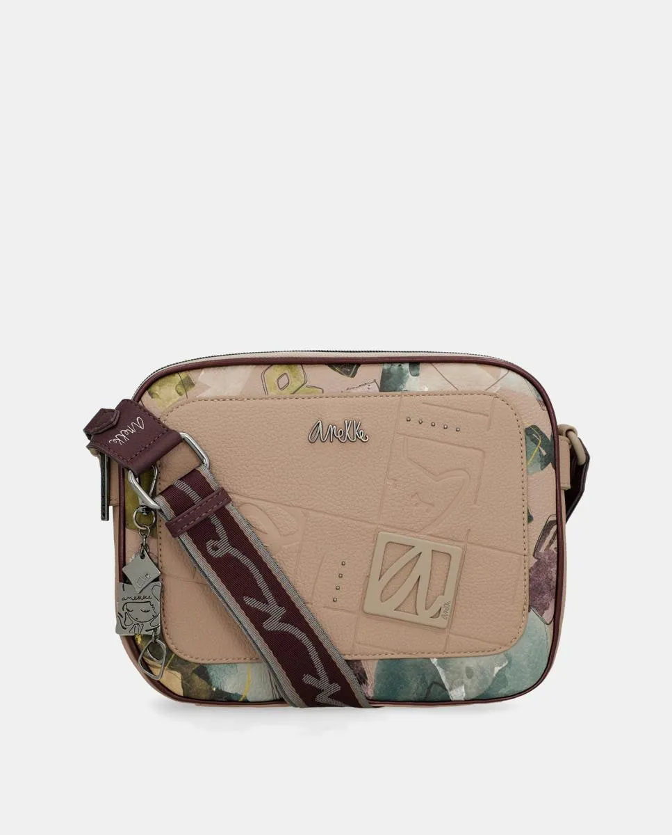 Сумка через плечо Evolution с тремя отделениями Anekke, пастельно-розовый
Сумка через плечо Evolution с тремя отделениями Anekke, пастельно-розовый