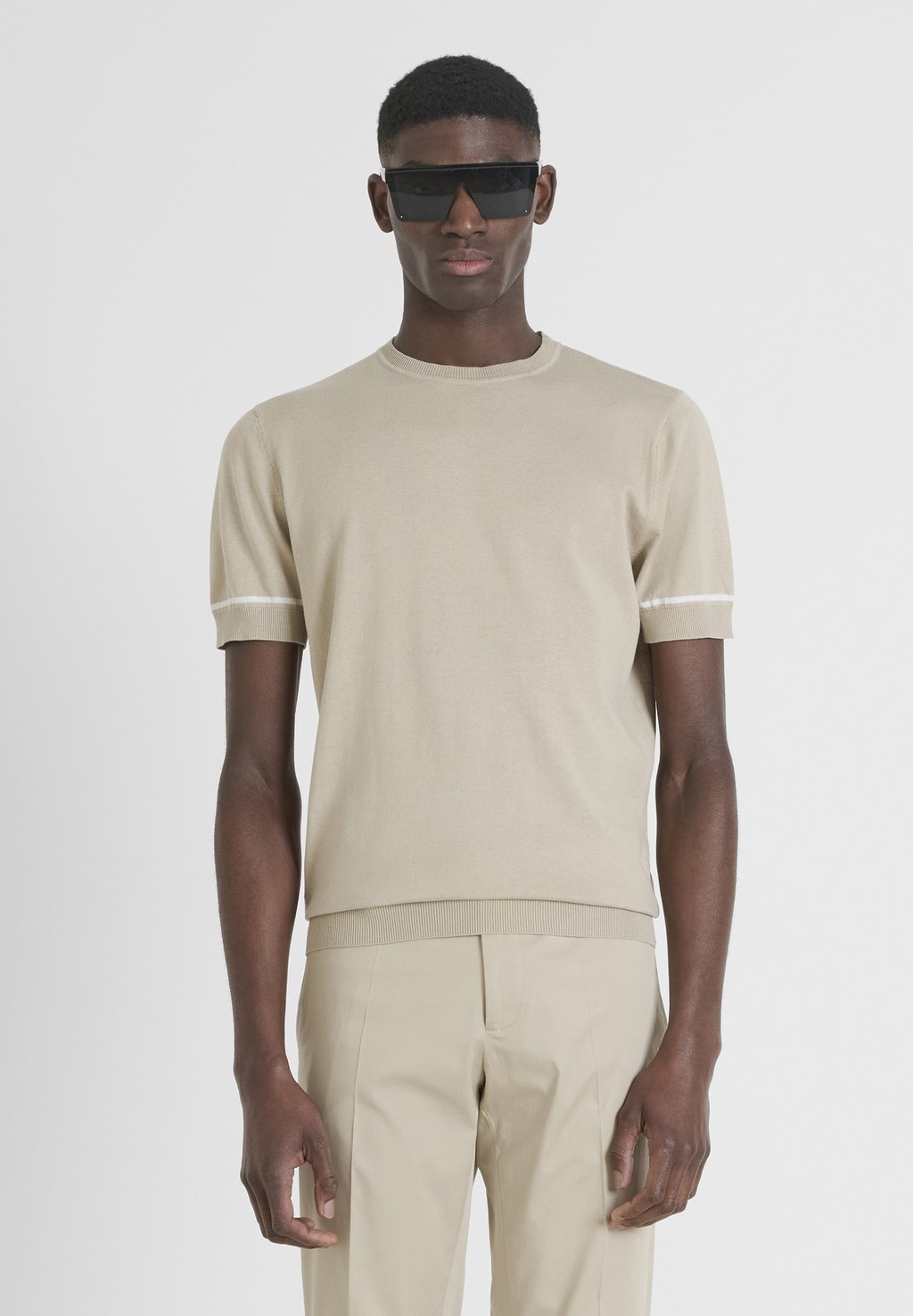 Базовая футболка Antony Morato, песочный
Базовая футболка Antony Morato, песочный