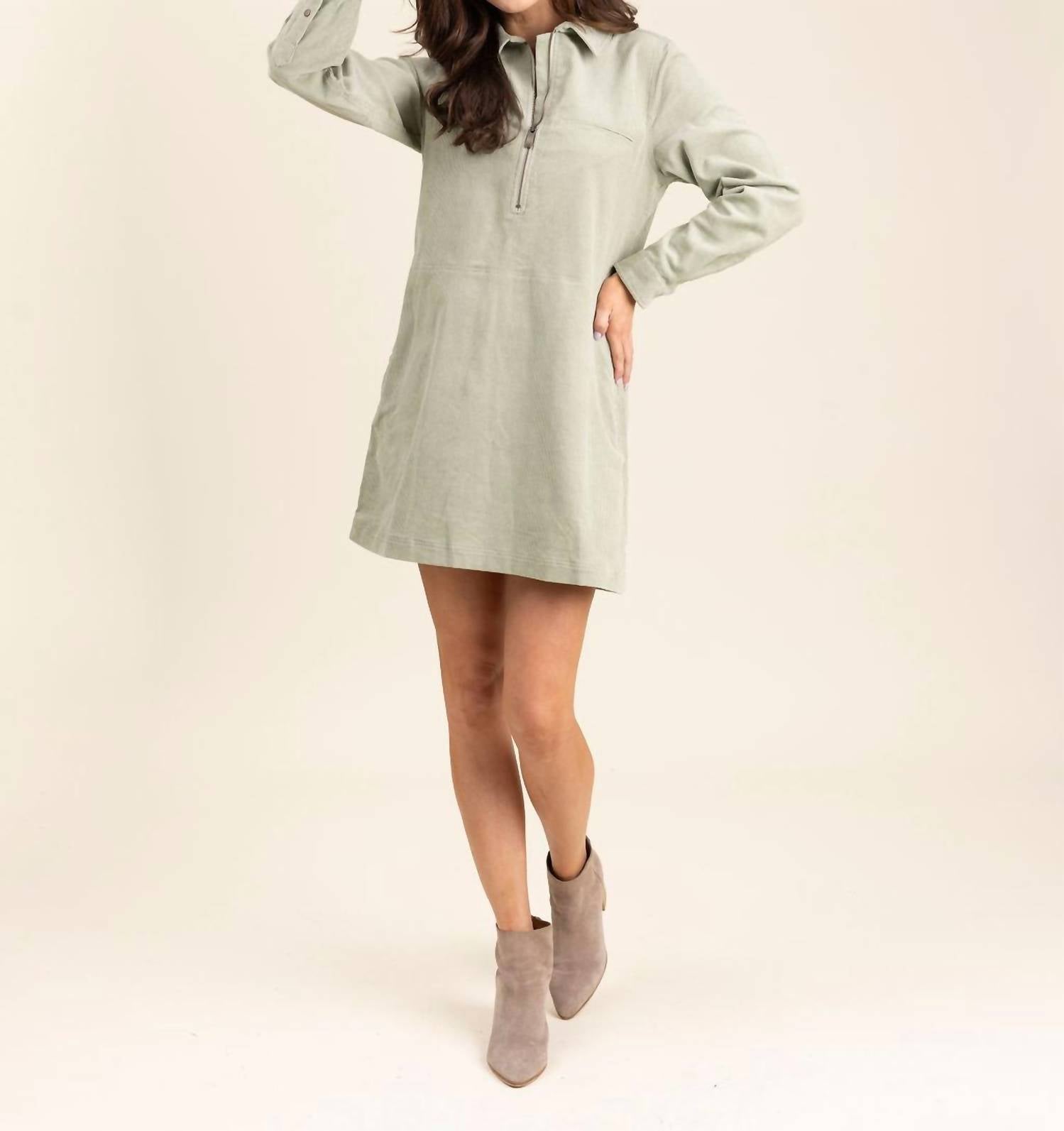 Женское платье Le Marais, фисташковый
Женское платье Le Marais, фисташковый