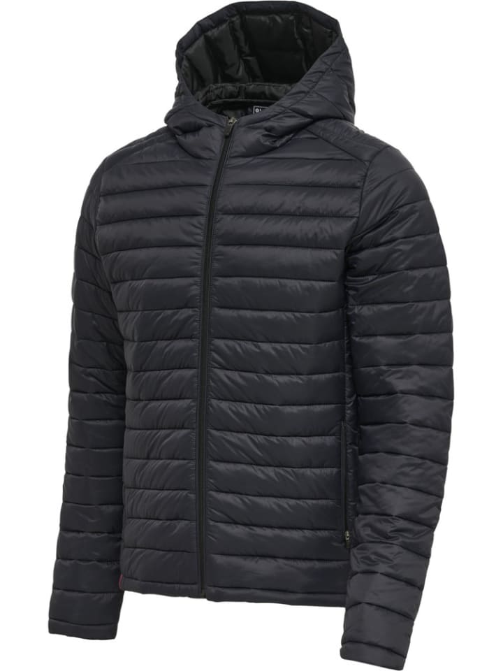 Куртка черного цвета Hummel
Куртка черного цвета Hummel