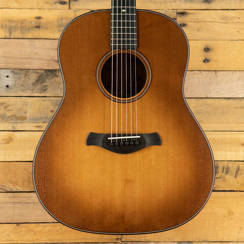 Акустическая гитара Taylor 517e Grand Pacific Builder's Edition V-Class - Wild Honey Burst
Акустическая гитара Taylor 517e Grand Pacific Builder's Edition V-Class - Wild Honey Burst