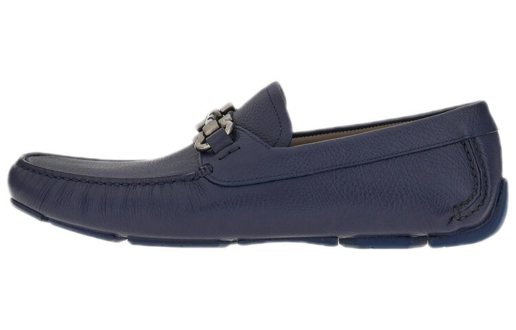 Лоферы Ferragamo Gancini с пряжкой, темно-синий
Лоферы Ferragamo Gancini с пряжкой, темно-синий