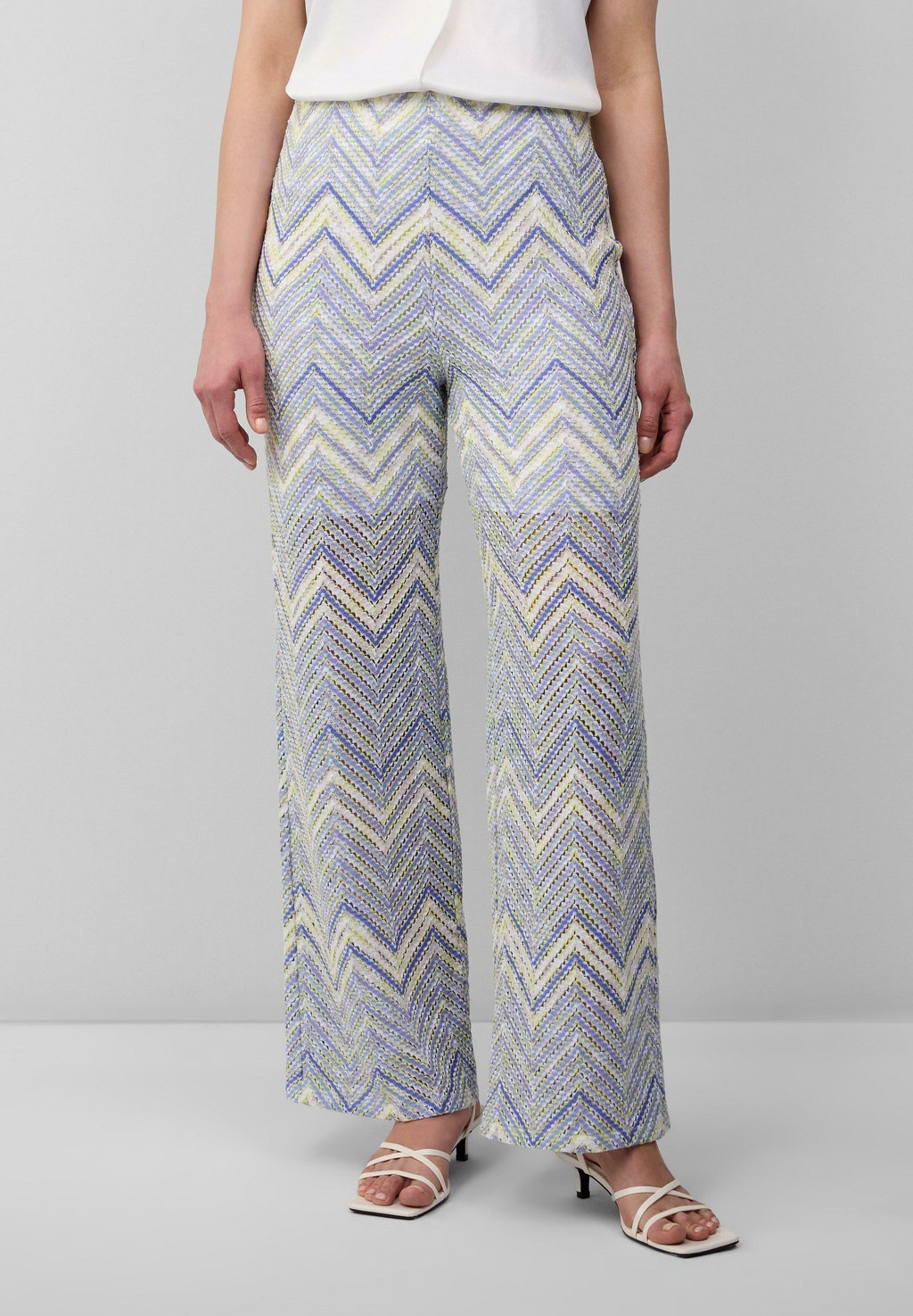 Брюки s.Oliver BLACK LABEL, светло-голубой
Брюки s.Oliver BLACK LABEL, светло-голубой