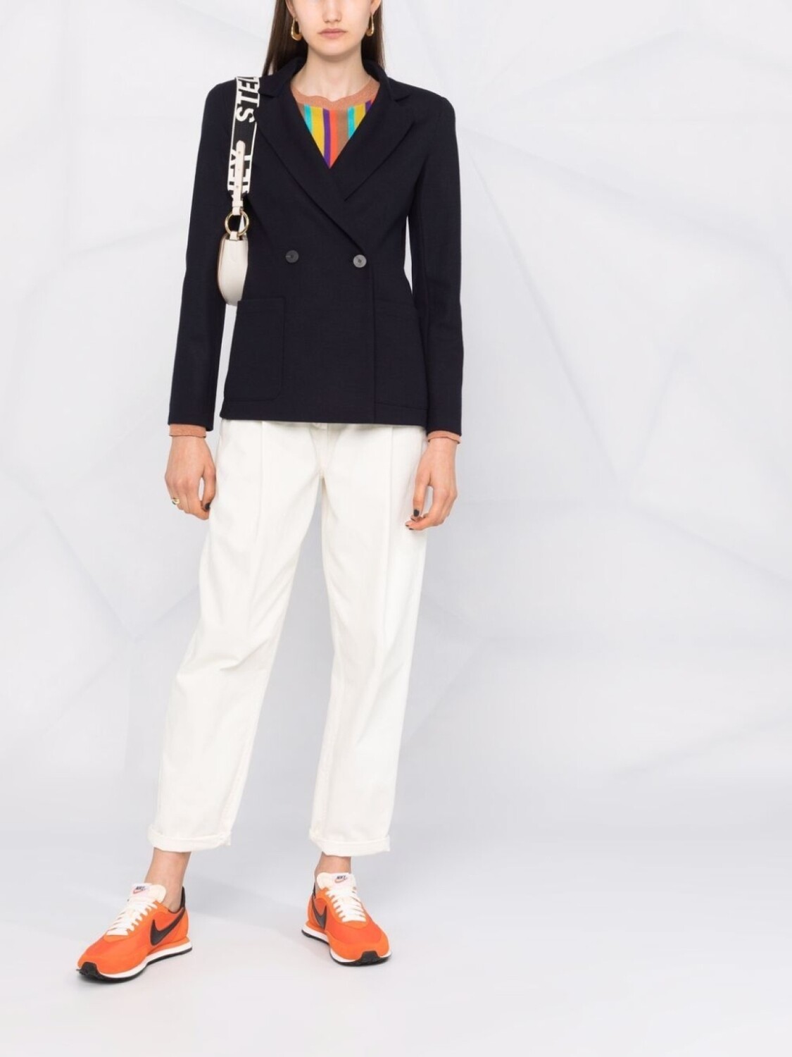 Harris Wharf London двубортный шерстяной блейзер, синий
Harris Wharf London двубортный шерстяной блейзер, синий