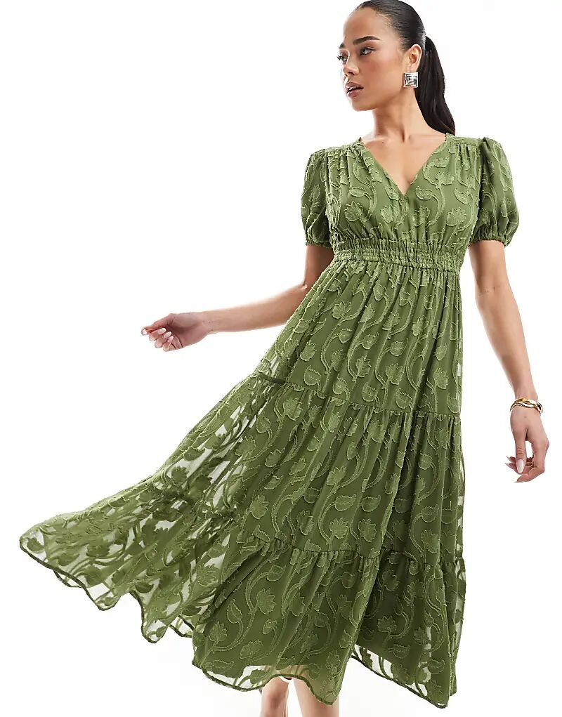 Платье миди Lovedrobe с короткими рукавами и цветочным принтом цвета хаки
Платье миди Lovedrobe с короткими рукавами и цветочным принтом цвета хаки