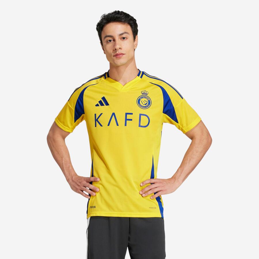 ADIDAS Женская/мужская футбольная майка — Al Nassr 24/25
ADIDAS Женская/мужская футбольная майка — Al Nassr 24/25