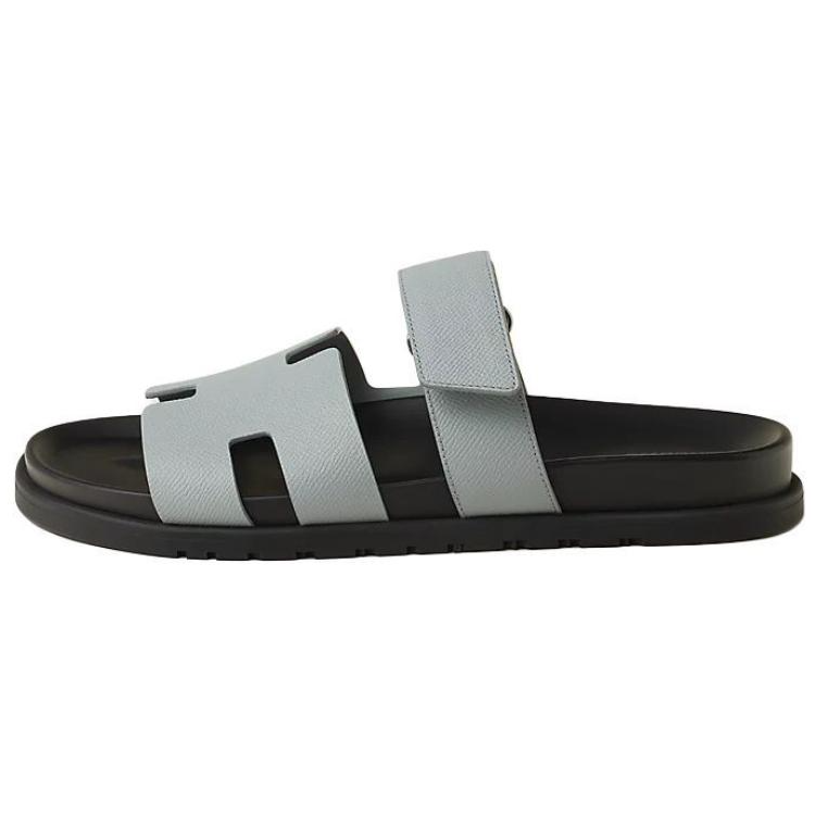 HERMES Тапочки-слайды Chypre, мужские, серо-синие
HERMES Тапочки-слайды Chypre, мужские, серо-синие