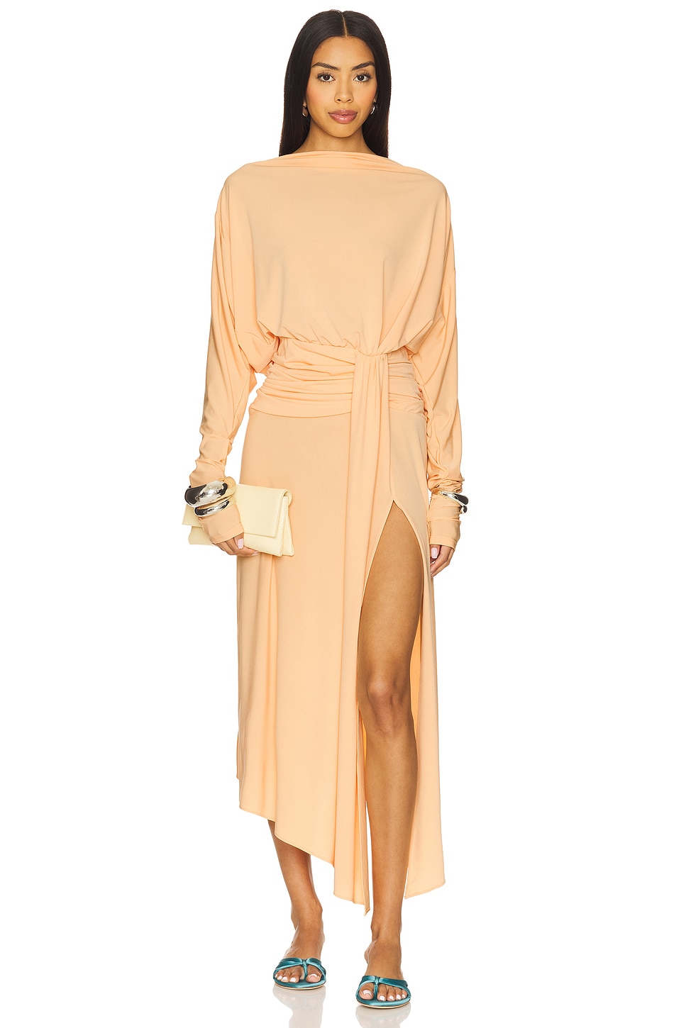 Миди-платье Wisteria от The Andamane, peach
Миди-платье Wisteria от The Andamane, peach