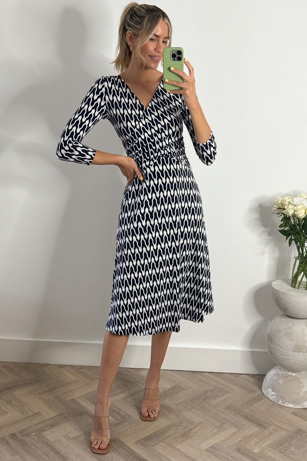 Платье из джерси с геометрическим узором и клешем Jolie Moi, синий
Платье из джерси с геометрическим узором и клешем Jolie Moi, синий