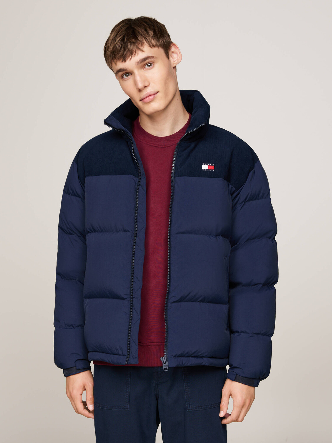 Куртка Tommy Jeans ALASKA Regular Fit, темно-синий
Куртка Tommy Jeans ALASKA Regular Fit, темно-синий