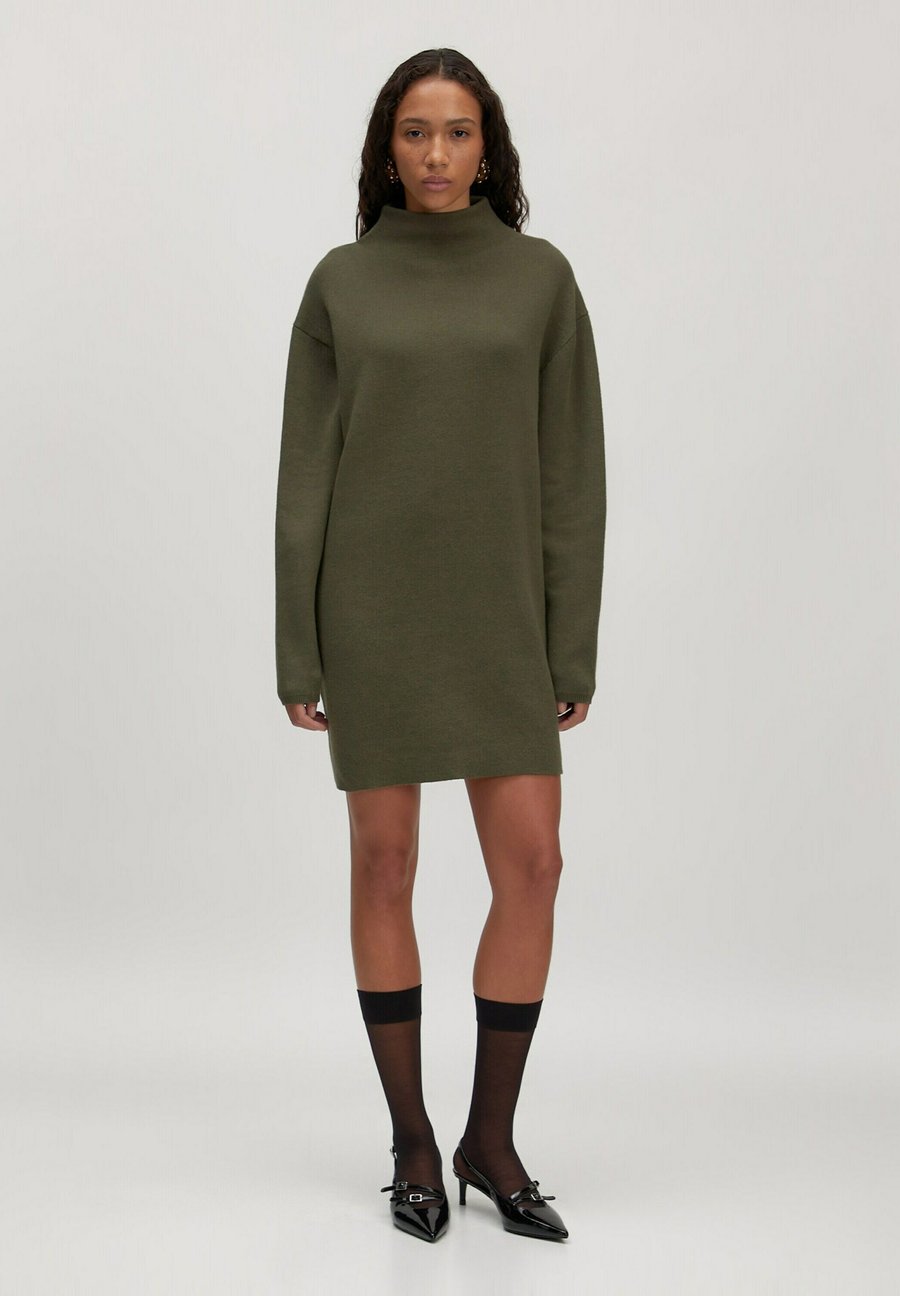 Платье EDITED OLA, Khaki Grün/Green
Платье EDITED OLA, Khaki Grün/Green