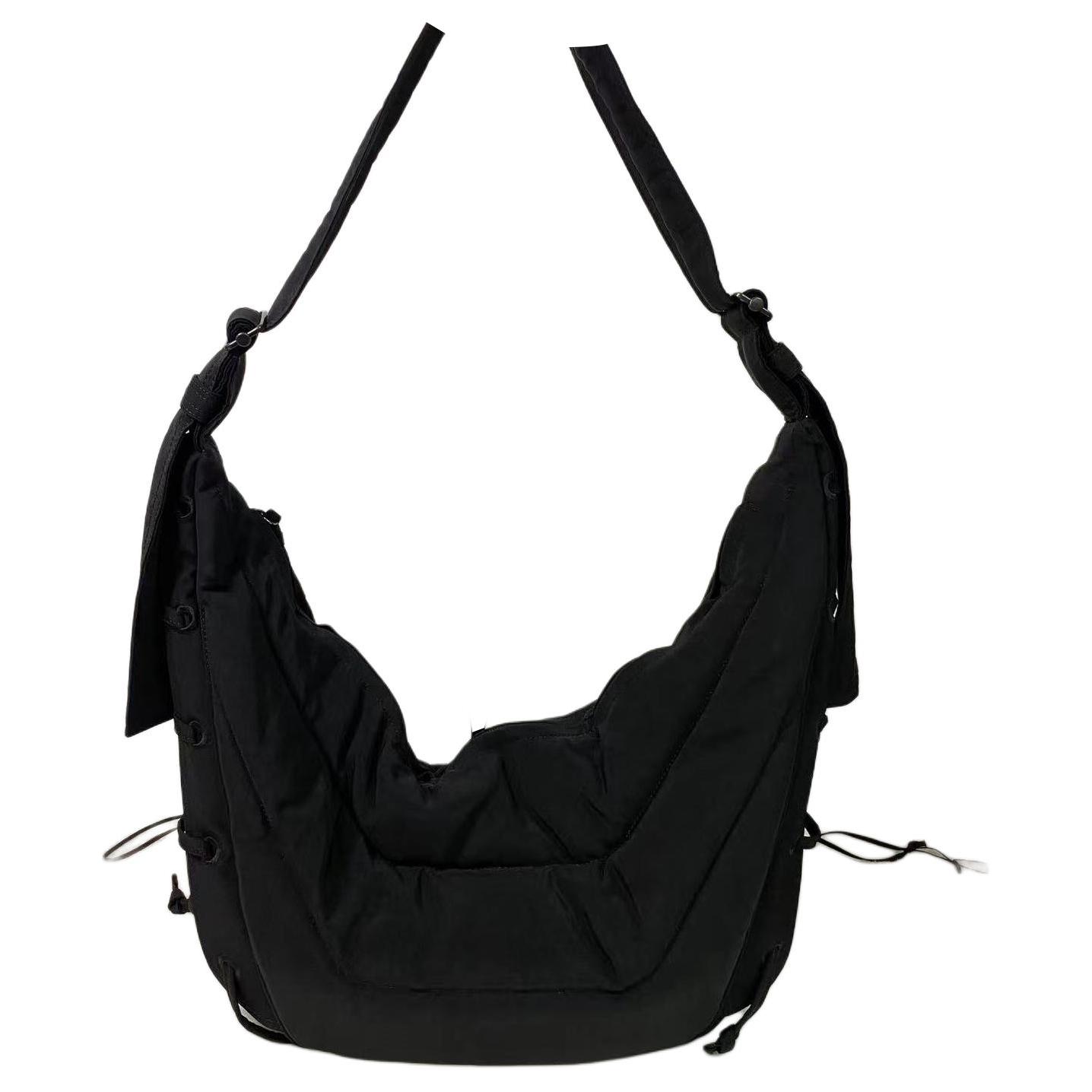 Lemaire Полиамидная наплечная сумка через плечо среднего размера женская черная
Lemaire Полиамидная наплечная сумка через плечо среднего размера женская черная