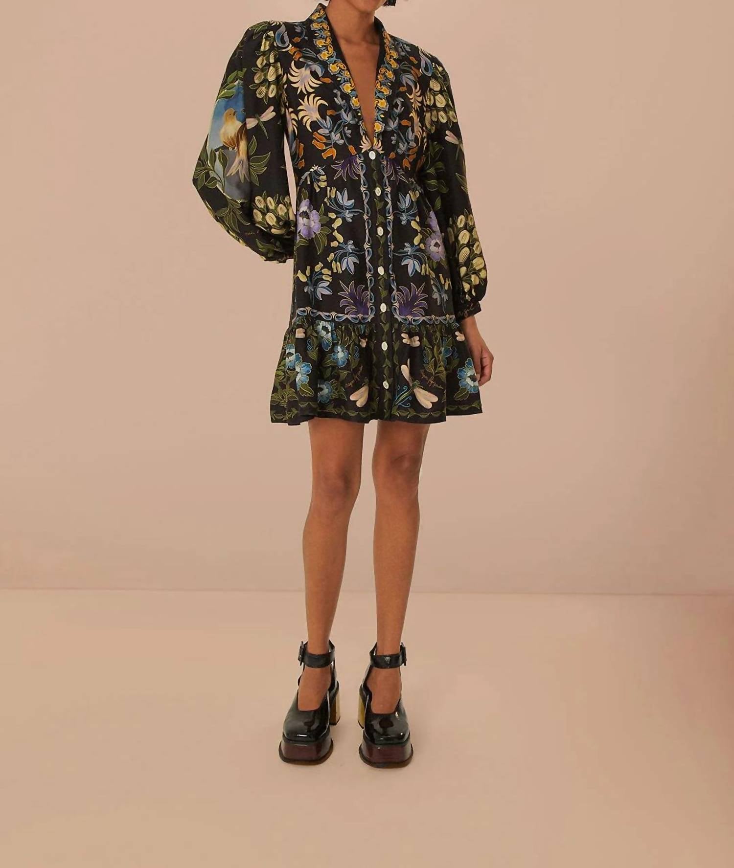 Платье Winter Garden черного цвета FARM Rio
Платье Winter Garden черного цвета FARM Rio