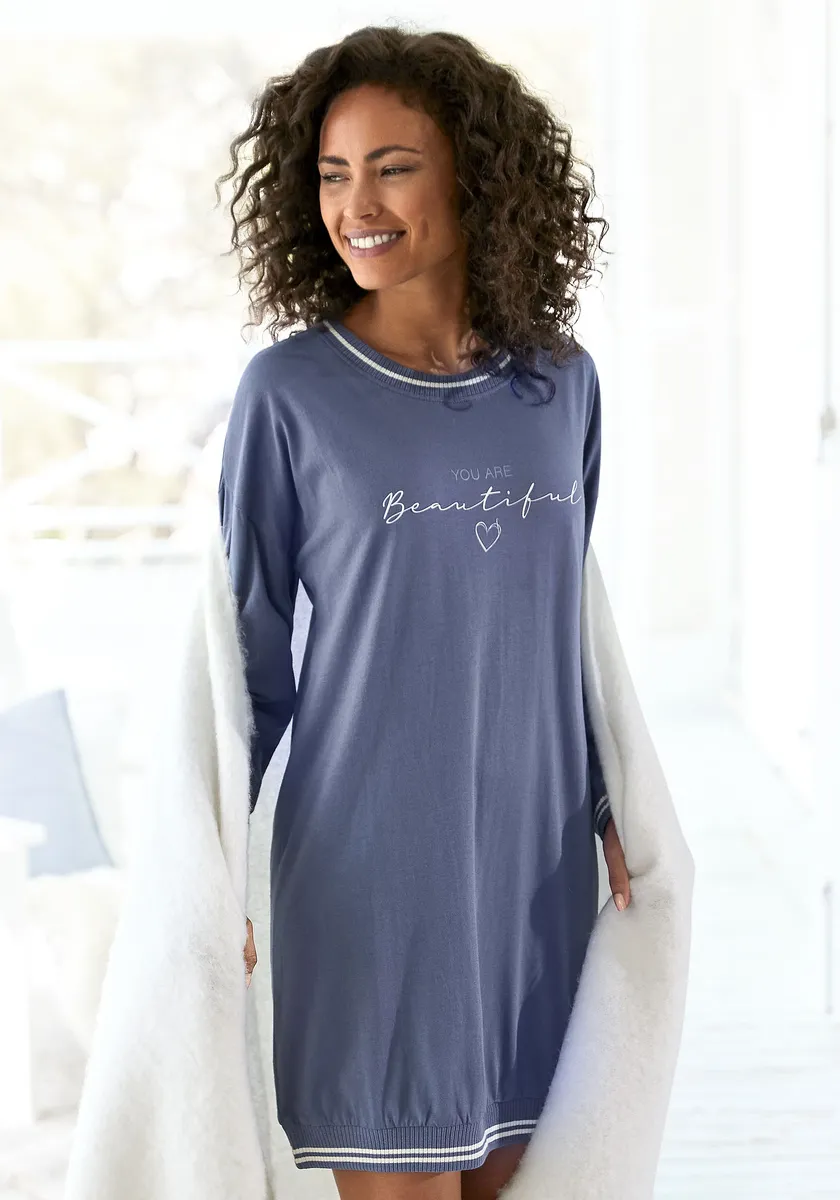 Ночная рубашка Vivance Dreams с ребристыми манжетами, синий
Ночная рубашка Vivance Dreams с ребристыми манжетами, синий