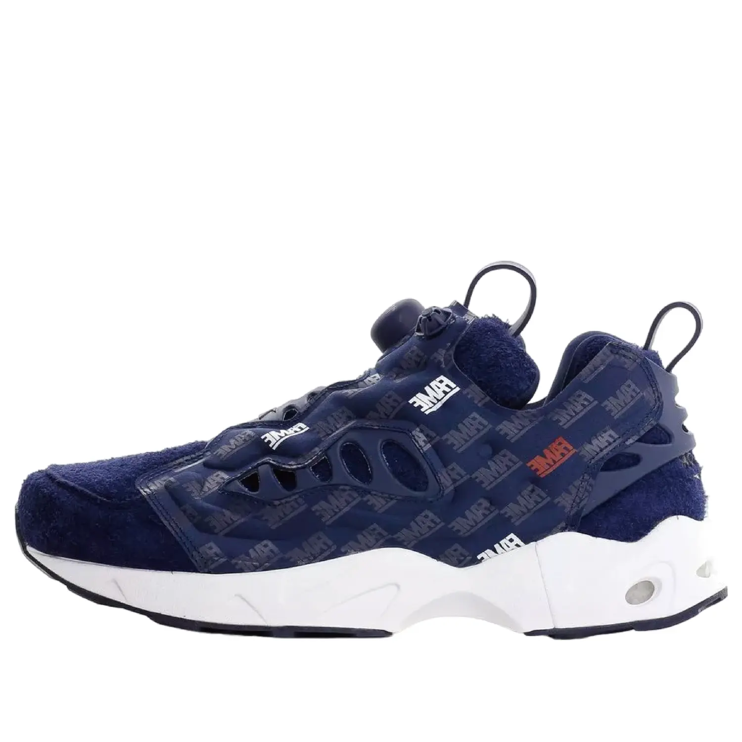 Кроссовки Reebok Instapump Fury Road x Hall Of Fame, цвет 'Navy Blue'
Кроссовки Reebok Instapump Fury Road x Hall Of Fame, цвет 'Navy Blue'