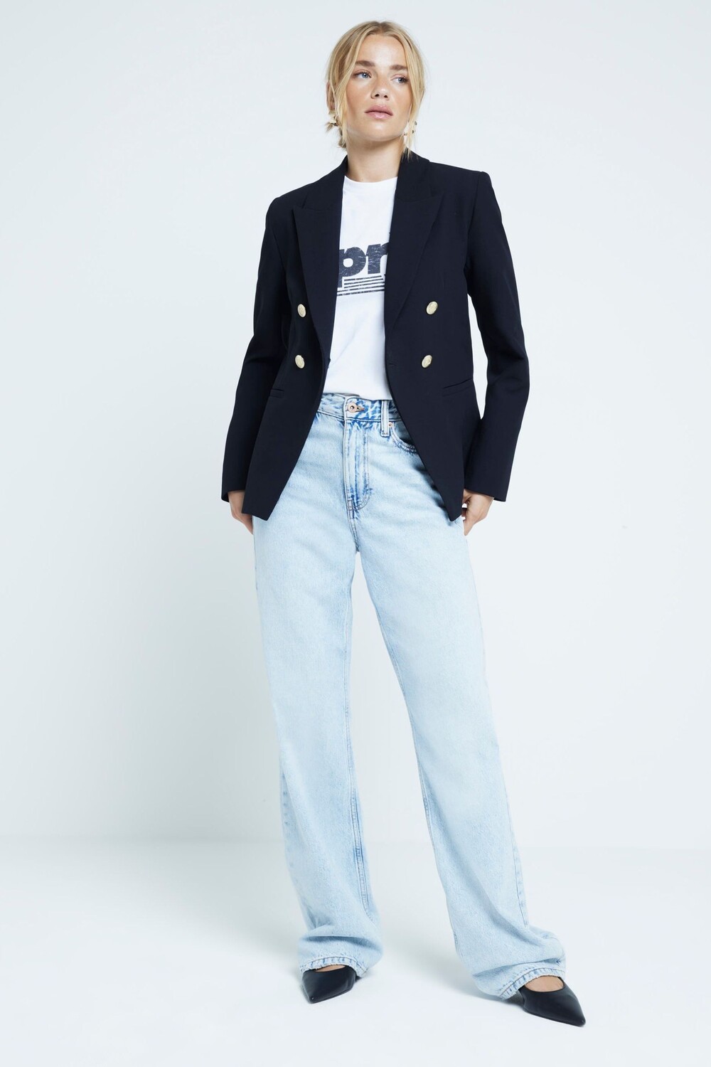 Блейзер River Island с золотыми пуговицами, черный
Блейзер River Island с золотыми пуговицами, черный