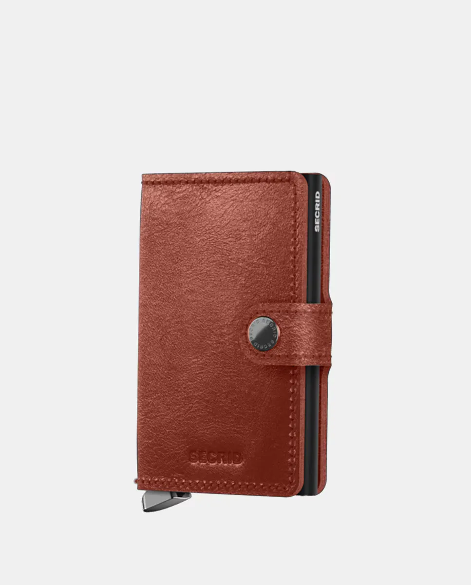 Коричневый держатель для карт из кожи баско с защитой RFID Secrid
Коричневый держатель для карт из кожи баско с защитой RFID Secrid
