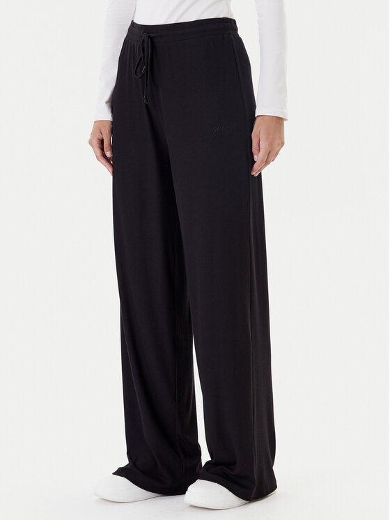 Брюки свободного покроя O5GB00 KCQ72 Guess, черный
Брюки свободного покроя O5GB00 KCQ72 Guess, черный