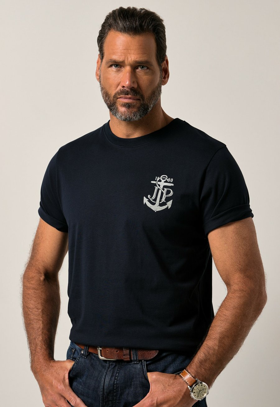 Футболка JP1880 HALBARM BRUST, Navy Blue/Dark Blue, Синий, Футболка JP1880 HALBARM BRUST, Navy Blue/Dark Blue
Футболка JP1880 HALBARM BRUST, Navy Blue/Dark Blue, Синий, Футболка JP1880 HALBARM BRUST, Navy Blue/Dark Blue