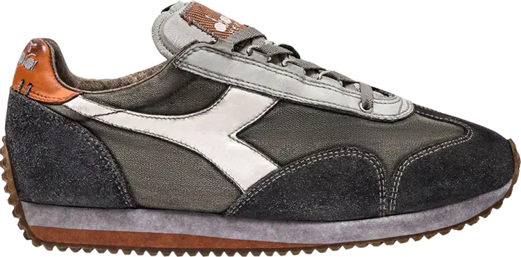 Кроссовки Equipe H Dirty Stone Wash Evo 'Nickel Free', серый
Кроссовки Equipe H Dirty Stone Wash Evo 'Nickel Free', серый