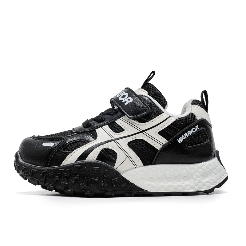 Детские повседневные кроссовки Casual Shoes с амортизацией, устойчивые к скольжению, легкие и износостойкие WARRIOR, черный белый
Детские повседневные кроссовки Casual Shoes с амортизацией, устойчивые к скольжению, легкие и износостойкие WARRIOR, черный белый