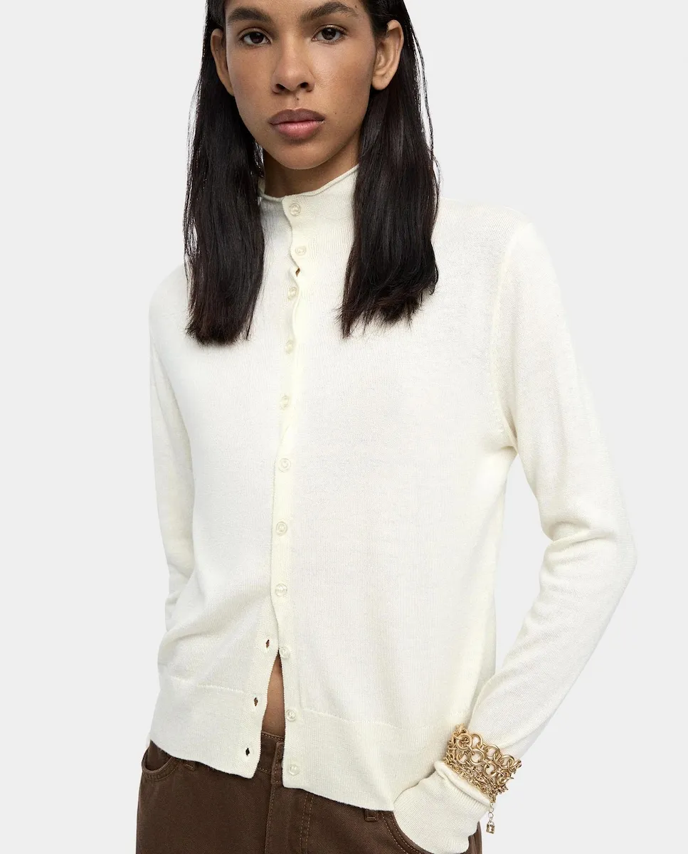 Женский трикотажный кардиган с длинными рукавами и пуговицами Parfois, белый
Женский трикотажный кардиган с длинными рукавами и пуговицами Parfois, белый