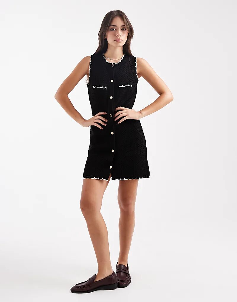 Трикотажное платье Miss Selfridge на пуговицах
Трикотажное платье Miss Selfridge на пуговицах
