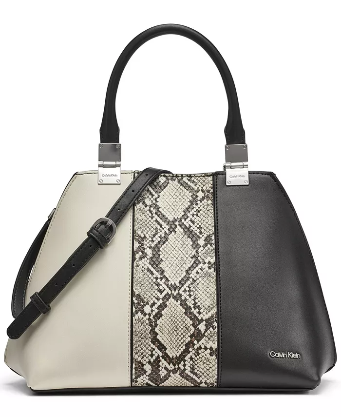 Гранитный трансформируемый змеиный рюкзак с кусочками Calvin Klein, черный
Гранитный трансформируемый змеиный рюкзак с кусочками Calvin Klein, черный