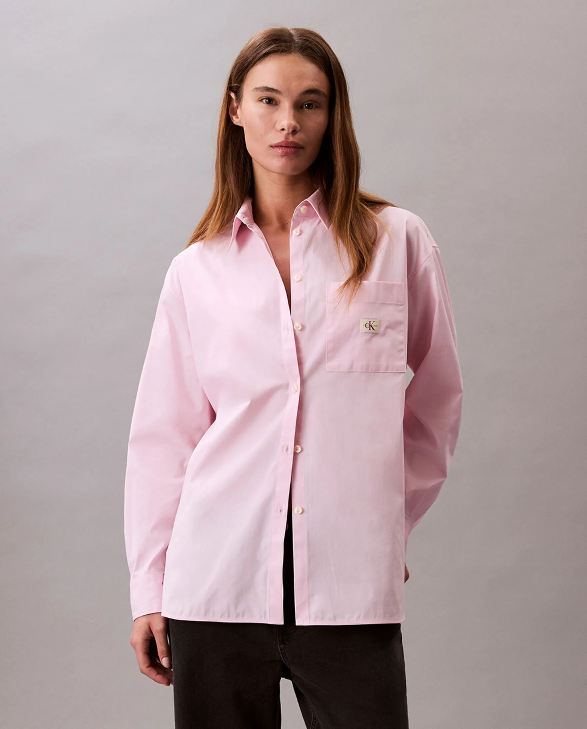 Женская рубашка свободного кроя Calvin Klein Jeans, светло-розовый 
Женская рубашка свободного кроя Calvin Klein Jeans, светло-розовый
