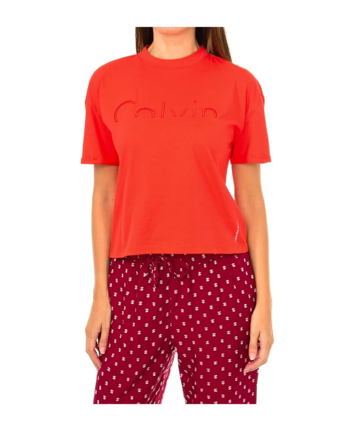 Футболка с короткими рукавами и круглым вырезом Calvin Klein, красный
Футболка с короткими рукавами и круглым вырезом Calvin Klein, красный