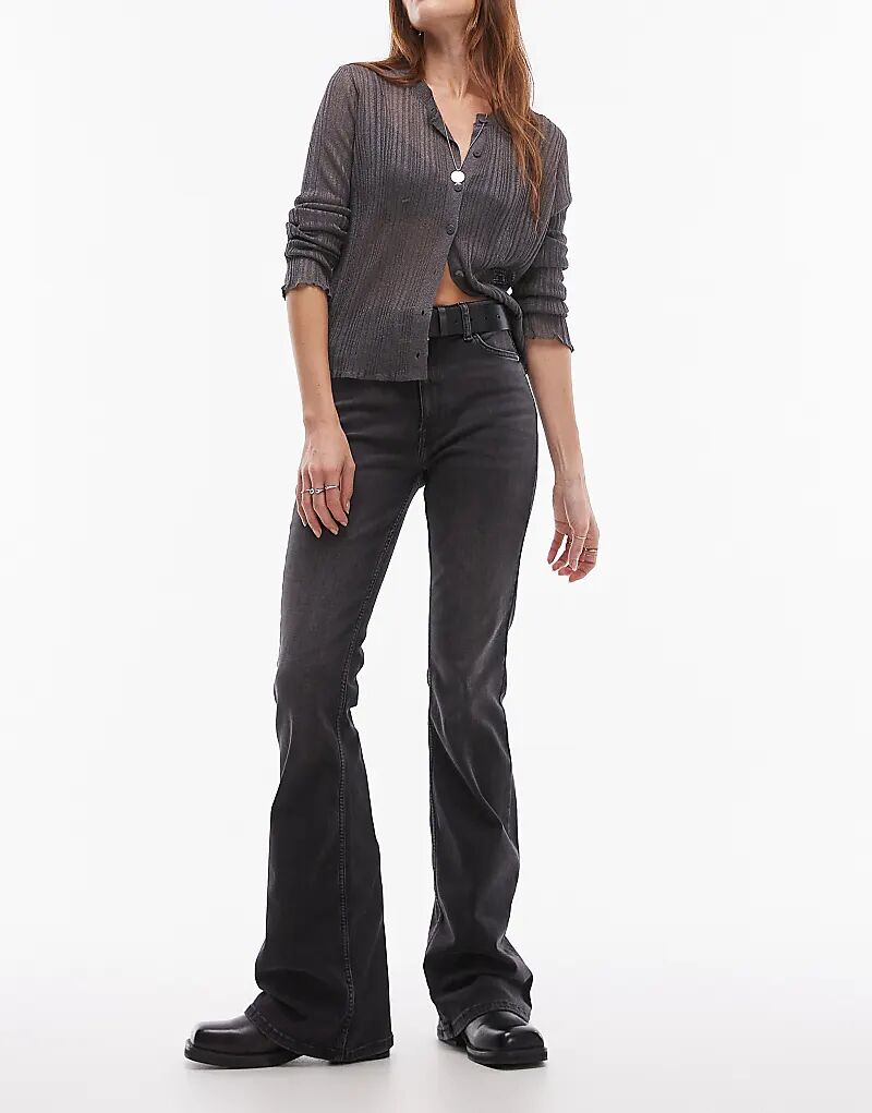 Джинсы Jamie flare с высокой талией в выстиранном черном цвете Topshop
Джинсы Jamie flare с высокой талией в выстиранном черном цвете Topshop