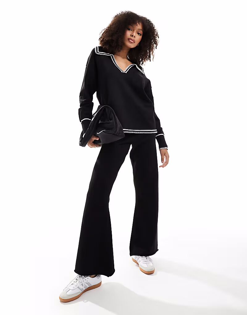 Широкие трикотажные брюки SNDYS с контрастным швом, черный цвет
Широкие трикотажные брюки SNDYS с контрастным швом, черный цвет