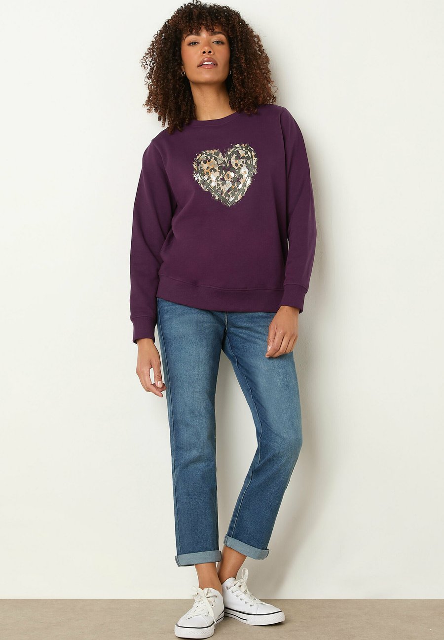 Толстовка M&Co ANIMAL HEART, Purple
Толстовка M&Co ANIMAL HEART, Purple