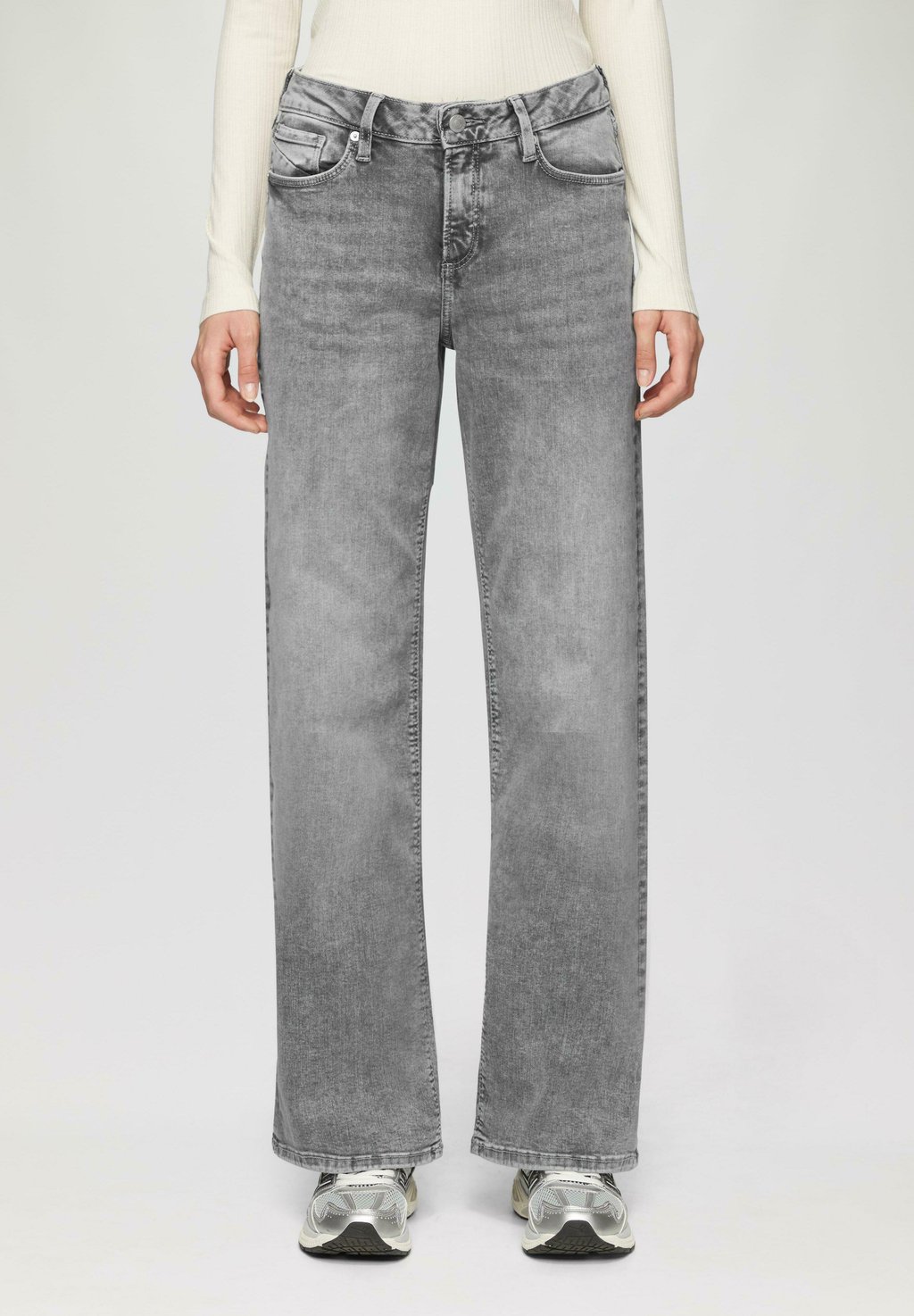 Расклешенные джинсы QS, деним
Расклешенные джинсы QS, деним