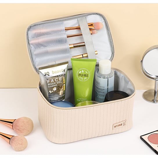 Выдвижная стеганая косметичка, бежевый KS69 eCarla, бежевый
Выдвижная стеганая косметичка, бежевый KS69 eCarla, бежевый