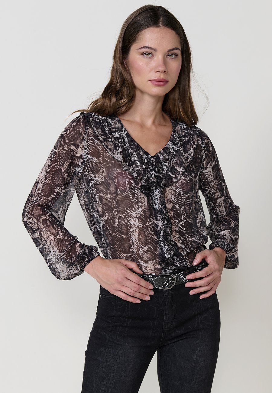 Блуза Koroshi ANIMAL, Black
Блуза Koroshi ANIMAL, Black