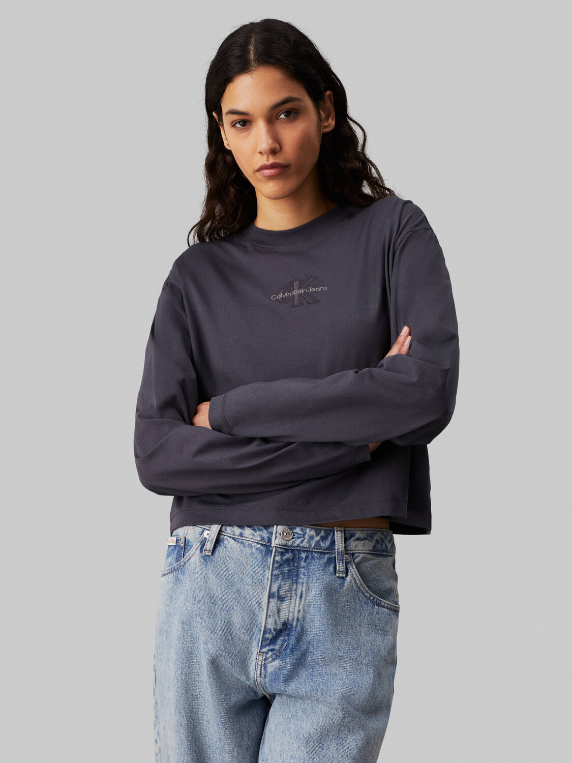 Блуза CALVIN KLEIN JEANS Loose fit, цвет grafite
Блуза CALVIN KLEIN JEANS Loose fit, цвет grafite