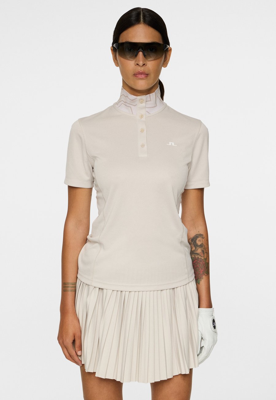 Футболка J.LINDEBERG Sports PIPER , Moonbeam/Grey, Серый, Футболка J.LINDEBERG Sports PIPER , Moonbeam/Grey
Футболка J.LINDEBERG Sports PIPER , Moonbeam/Grey, Серый, Футболка J.LINDEBERG Sports PIPER , Moonbeam/Grey