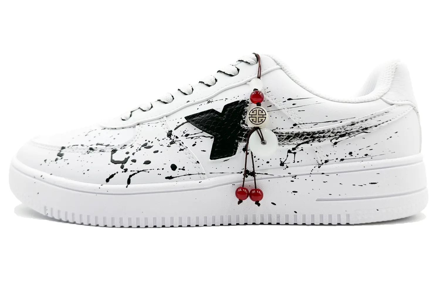 XTEP Кроссовки Air Force One с низким верхом для скейтборда, противоскользящие, износостойкие, мужские, белые, черные
XTEP Кроссовки Air Force One с низким верхом для скейтборда, противоскользящие, износостойкие, мужские, белые, черные