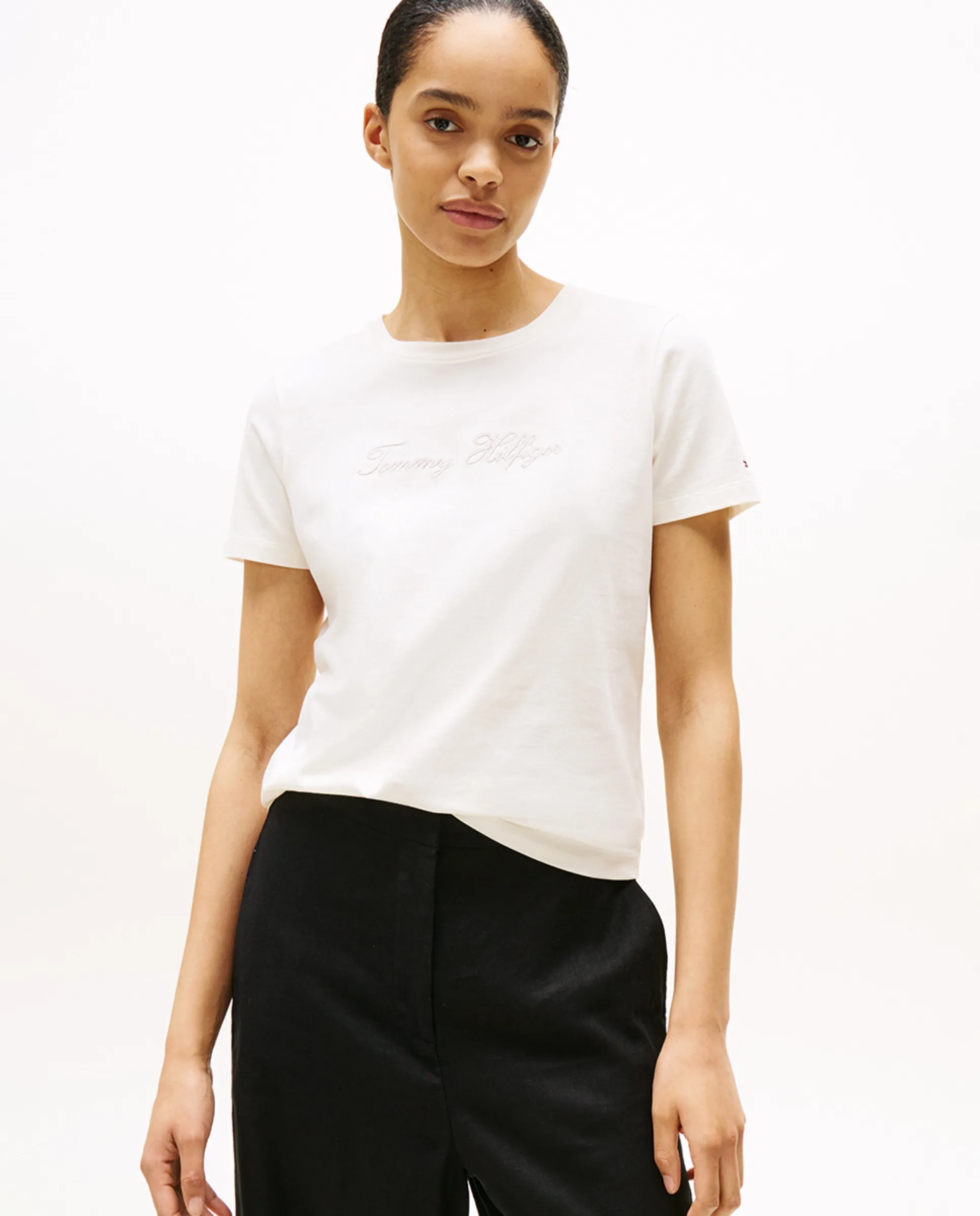 Женская футболка с коротким рукавом прямого кроя Tommy Hilfiger, белый
Женская футболка с коротким рукавом прямого кроя Tommy Hilfiger, белый