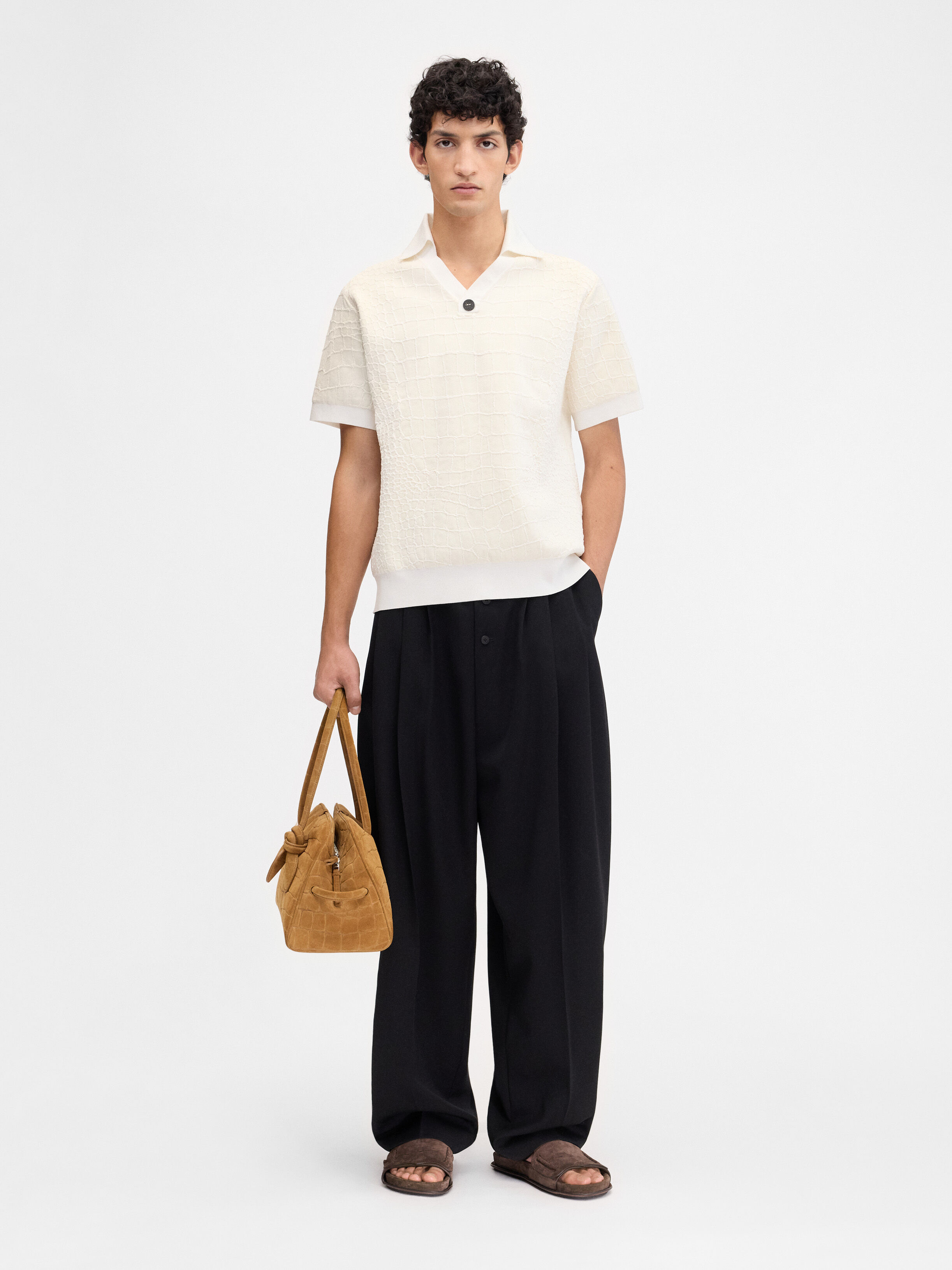 Поло из крокодила JACQUEMUS The Scala polo shirt, белый
Поло из крокодила JACQUEMUS The Scala polo shirt, белый