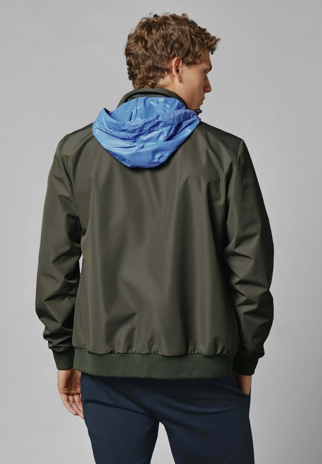 Ветровка RED BULL RACING LOGO DRIVER WINDBREAKER Pepe Jeans, темно-зеленый
Ветровка RED BULL RACING LOGO DRIVER WINDBREAKER Pepe Jeans, темно-зеленый