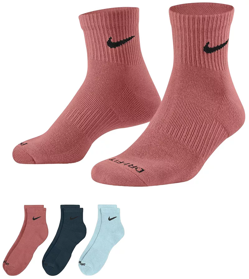 Носки для тренировки щиколотки Nike Everyday Plus Cushion — 3 шт, цвет Glac Blue/Canyn Pink/Navy 
Носки для тренировки щиколотки Nike Everyday Plus Cushion — 3 шт, цвет Glac Blue/Canyn Pink/Navy